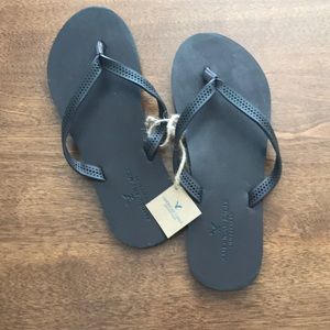 American Eagle Sandals